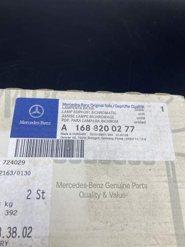 Lampenträger hinten rechts Mercedes-Benz W168 (A1688200277)